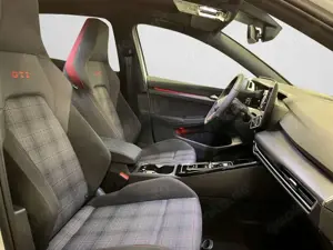 Volkswagen Golf GTI Golf VIII Golf 2,0     GTI  BT195 TSID7F Bild 4