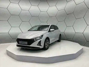 Hyundai i20 1.2 MPI GO Navi Kamera Klima Alufelgen Bild 2