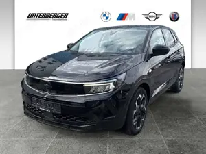 Opel Grandland GS 1.2 T-Direct-Injection 130PS MT6 GS Line
