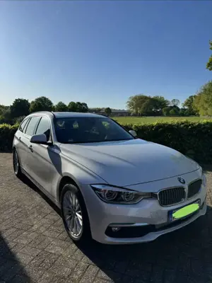 BMW 320 Touring 320d 190 ch BVA8 Luxury