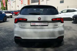 Fiat Tipo 1.4 Street LED Tempomat Sitzheizung PDC USB Bild 5