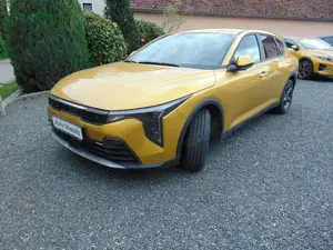 Kia K4 K4 1.6 T-GDI DCT7 150 OPF Vision