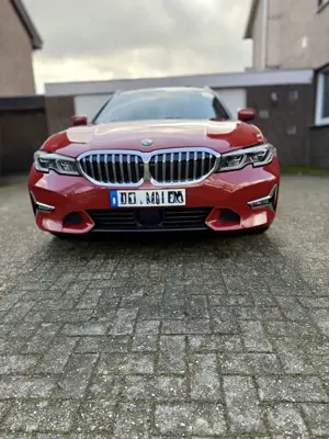 BMW 320 Bild 2