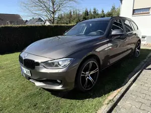 BMW 330 3er Touring Diesel 330d Touring Aut.