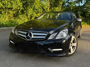 Mercedes-Benz E 250 Cabriolet CGI AMG Line (TÜV NEU)
