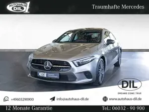 Mercedes-Benz A 220 4 Matic *NIGHT*360°-K*MEMORY*DISTR.+*PANO*