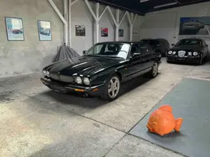 Jaguar XJR V8 Kompressor Top gepflegt Super Zustand