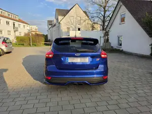 Ford Focus Ford Focus 2018/SH-gepf. / TÜV+Inspektion NEU /8-f Bild 5