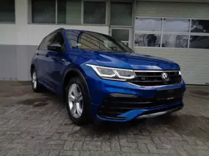 Volkswagen Tiguan R-Line 4Motion Black   IQ.Light Kamera