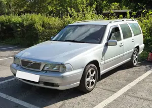 Volvo V70 V70 2.5