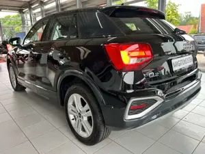 Audi Q2 35 TFSI S-Tronic Advanced LED NAVI SHZ PDC 2Z  Adv Bild 3