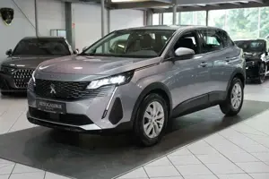 Peugeot 3008 Active Pack*AUTOM*NAVI*LED*180° KAMERA*1.HD