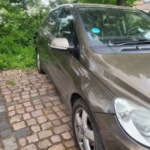 Mercedes-Benz B 200 B 200 CDI Autotronic Special Edition Bild 3
