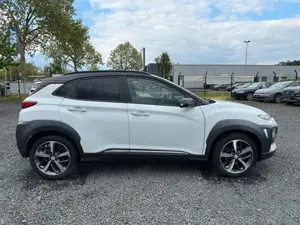 Hyundai KONA Style 2WD/NAVI/KAMERA/TÜV NEU