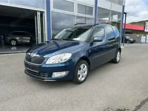 Skoda Roomster 1.2 TSI Pano SHZ LM Einparkhilfe Dachreling