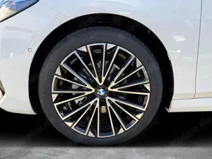 BMW 220 Active Tourer d M-Sport/AHK/Aktivsitz/eSIM Bild 2
