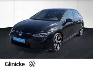 Volkswagen Golf VIII R-Line 1.5eTSI DSG RFK+LED+ACC+SHZ+App