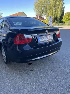 BMW 320 320i Bild 5