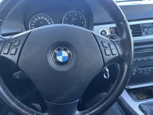 BMW 320 320i