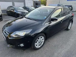 Ford Focus Trend. Automatik. Navi .TÜV Neue