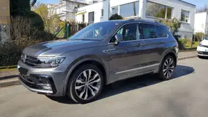 Volkswagen Tiguan Highline BMT/Start-Stopp 4Motion R-Line