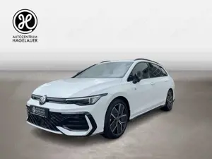 Volkswagen Golf VIII Variant R-Line 1.5eTSI DSG Matrix AHK Klima