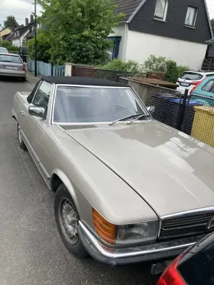 Mercedes-Benz SL 280 107