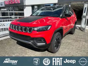 Jeep Compass PHEV 240PS High Upland Ganzjahresreifen