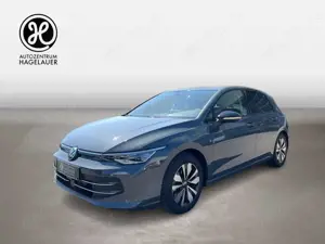 Volkswagen Golf VIII GOAL 1,5 l eTSI DSG SHZ IQ.LIGHT AHK NAV