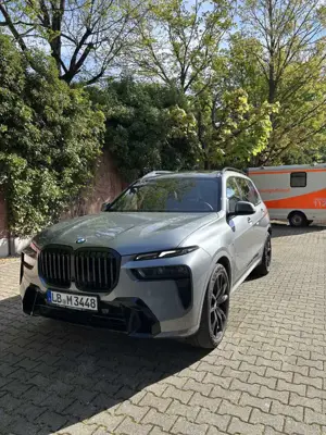 BMW X7 xDrive 40 d M Sport pro Nahezu Voll