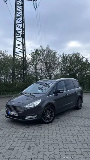 Ford Galaxy Titanium