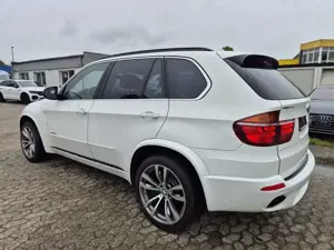 BMW X5 40d xDrive Panorama Leder Navi Xenon Bild 4