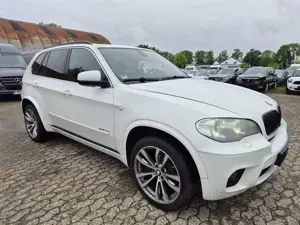 BMW X5 40d xDrive Panorama Leder Navi Xenon Bild 2