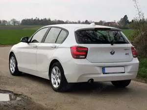 BMW 120 d * Top-Zustand * Nav * Garagenfahrzeug Bild 4