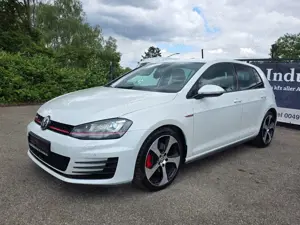 Volkswagen Golf 7 GTI 5-Türig Xenon Navigation Sitzheizung