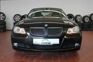 BMW 325 i Lim. 1.Hand*N52*Xenon Bild 2