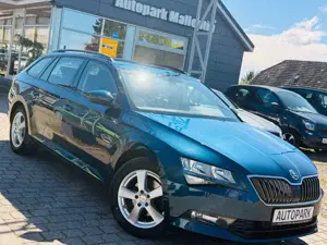 Skoda Superb Combi Active *NAVI*SHZ*AHK*1.HAND*