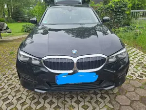 BMW 318 318d Touring Aut. Advantage