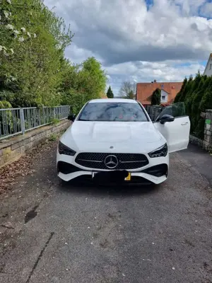 Mercedes-Benz CLA 200 Coupe* AMG*ADVANC*Leder Rot*Night-Paket