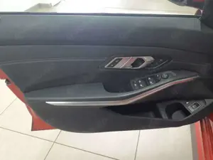 BMW 320 320e Touring Aut. Navi SHz LED Bild 4