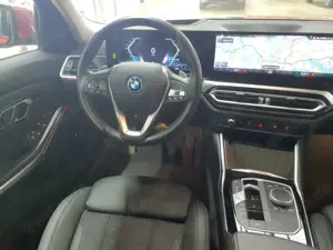 BMW 320 320e Touring Aut. Navi SHz LED Bild 5