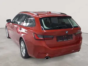 BMW 320 320e Touring Aut. Navi SHz LED Bild 2