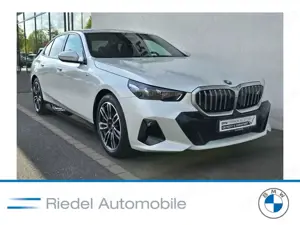 BMW i5 eDrive40 M Sportpaket AHK DAPro BW adapLED