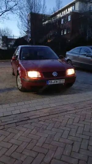 Volkswagen Bora Bild 3