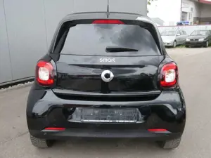smart forFour 0.9 Turbo 90PS KLIMA/PDC/FALTDACH Bild 3