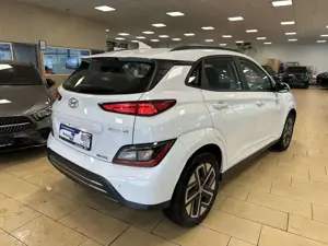 Hyundai KONA ACC*ST-heiz*CAM*CarPlay*SHZ*Spurhalteass Bild 5