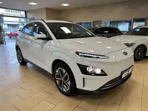 Hyundai KONA ACC*ST-heiz*CAM*CarPlay*SHZ*Spurhalteass Bild 3