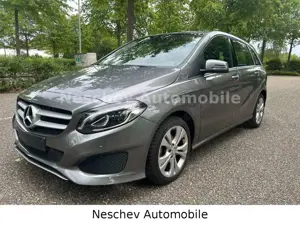 Mercedes-Benz B 180 d Leder/LED/TotW/PTS/17"/WR/1.Hd/1A Zust.