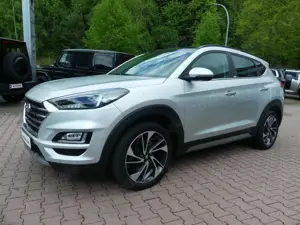 Hyundai TUCSON *1.6 GDi*2WD*DCT*LED*Kam*Pano