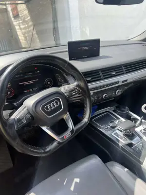 Audi Q7 3.0 tdi clean 4Edition (30th) quattro 272 Kw